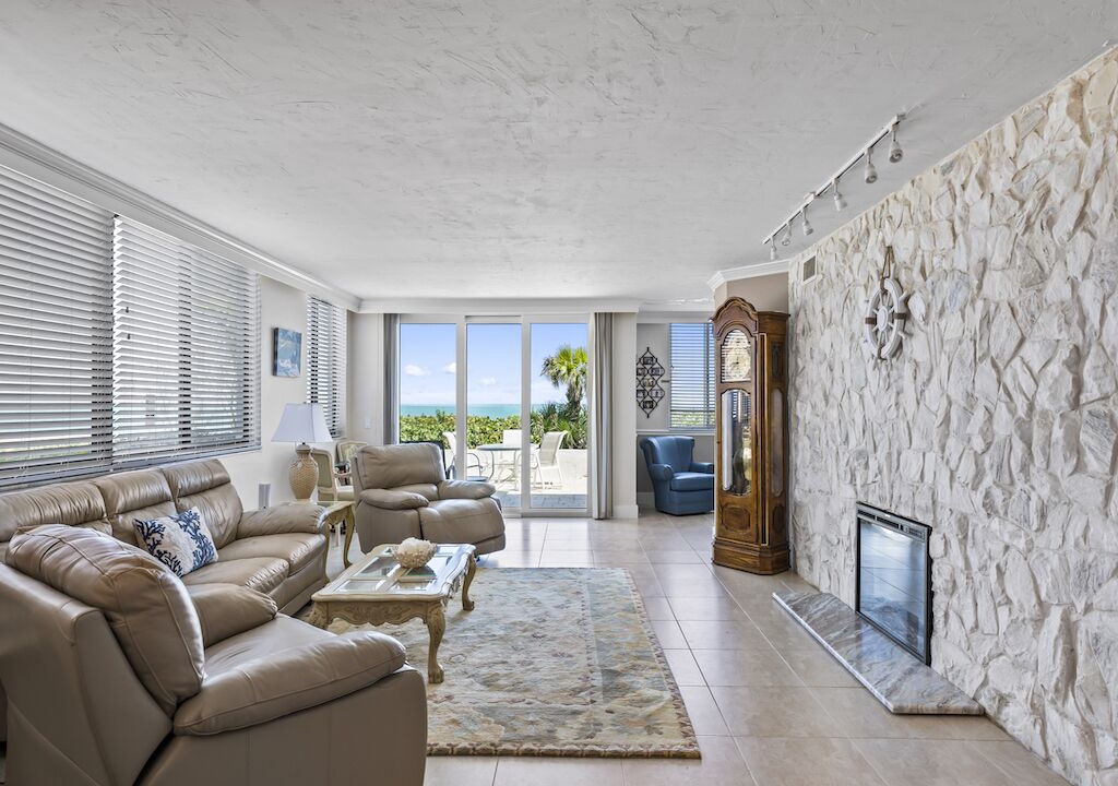 Photo of Bedroom in Indian River Shores