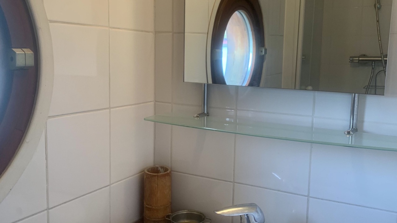 Photo of Bathroom in Suresnes