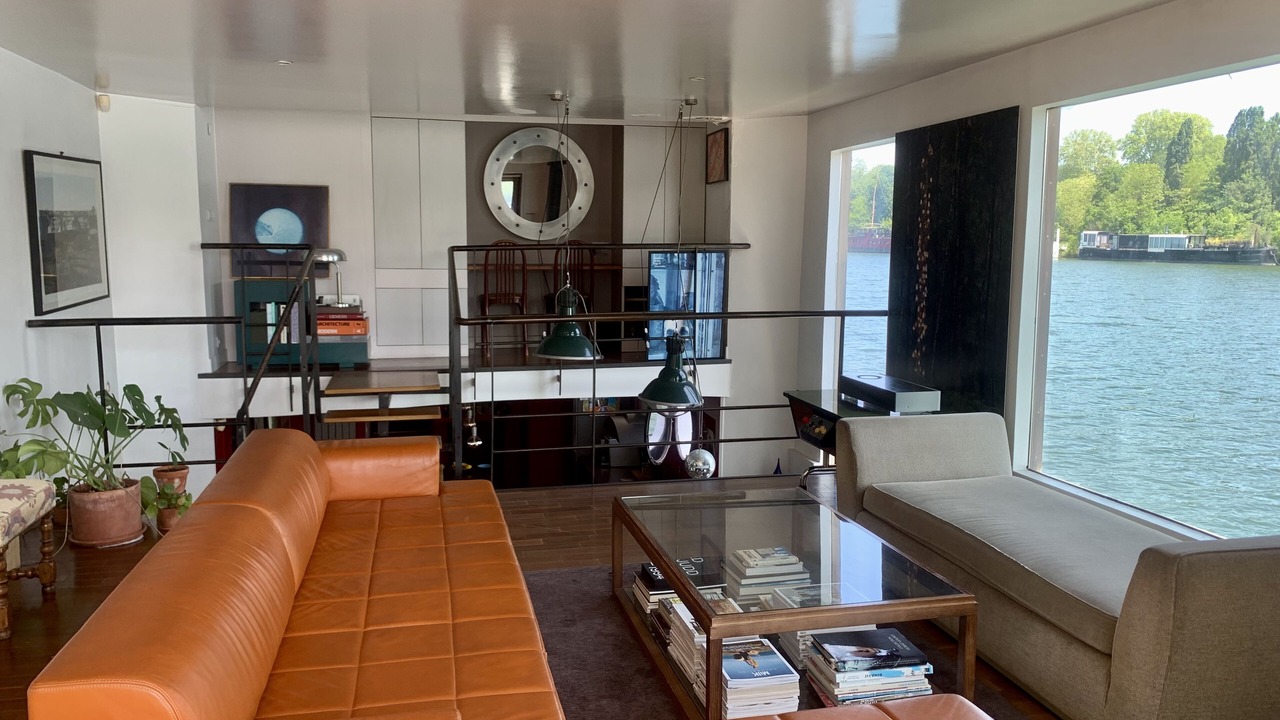 Photo of Livingroom in Suresnes