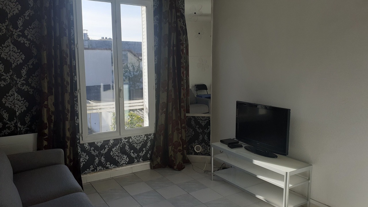 Photo of Livingroom in Les Pavillons-sous-Bois