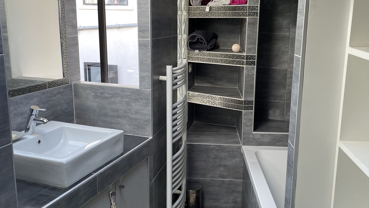Photo of Bathroom in La Garenne-Colombes