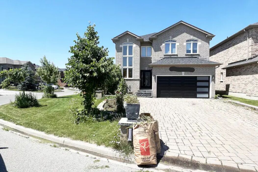 Photo of Others in Richmond Hill