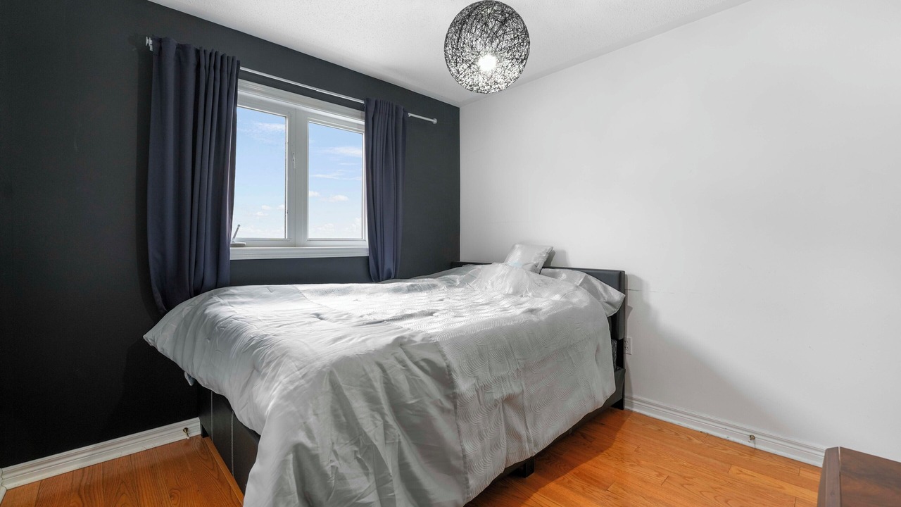 Photo of Bedroom in Richmond Hill