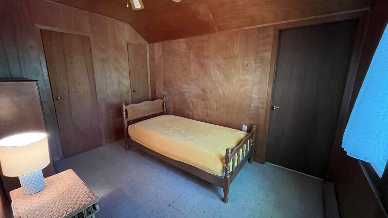Photo of Bedroom in Gravenhurst