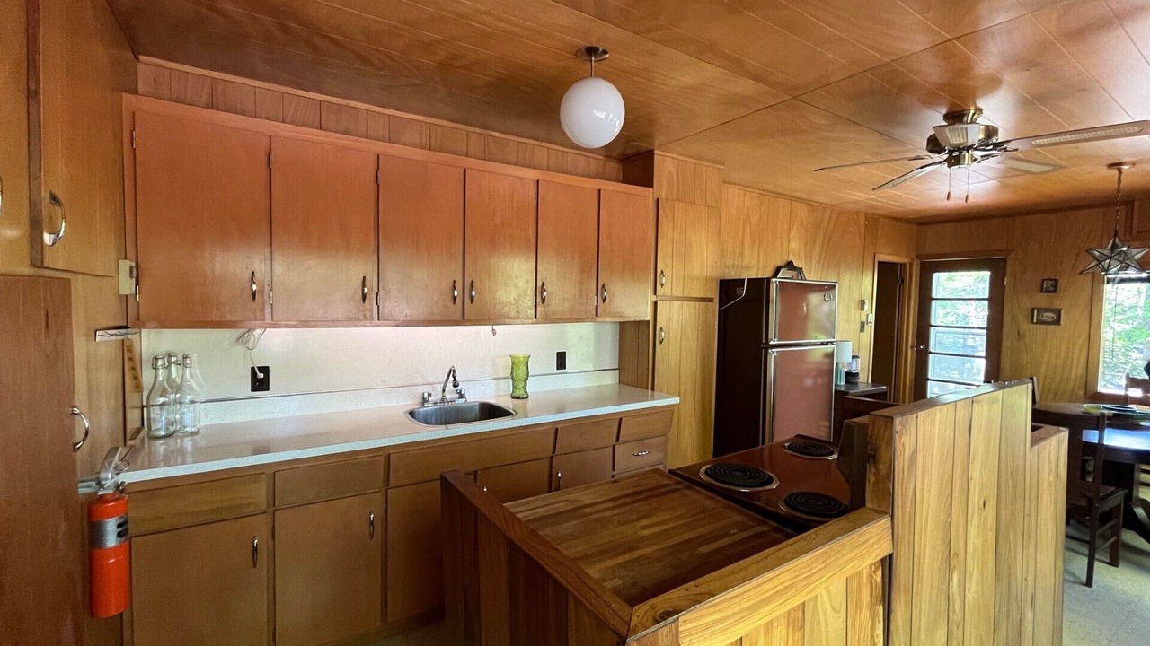 Photo of Kitchen in Gravenhurst