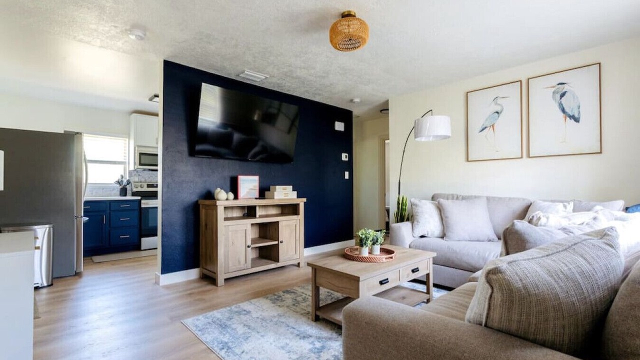 Photo of Livingroom in Apollo Beach