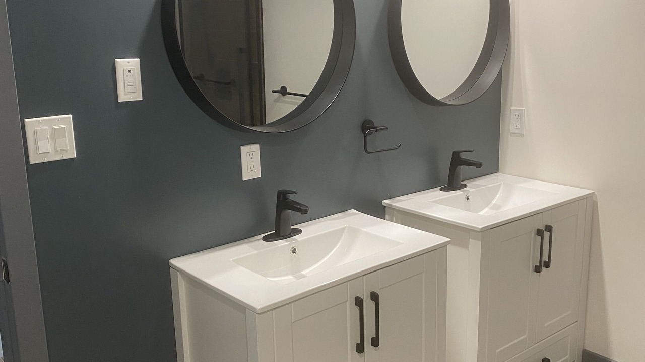 Photo of Bathroom in Howe Island