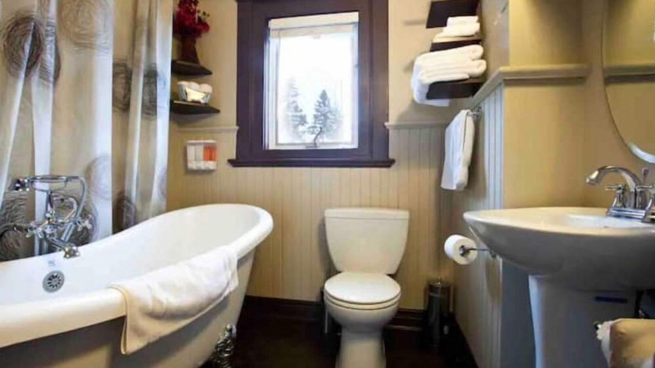 Photo of Bathroom in Timiskaming District