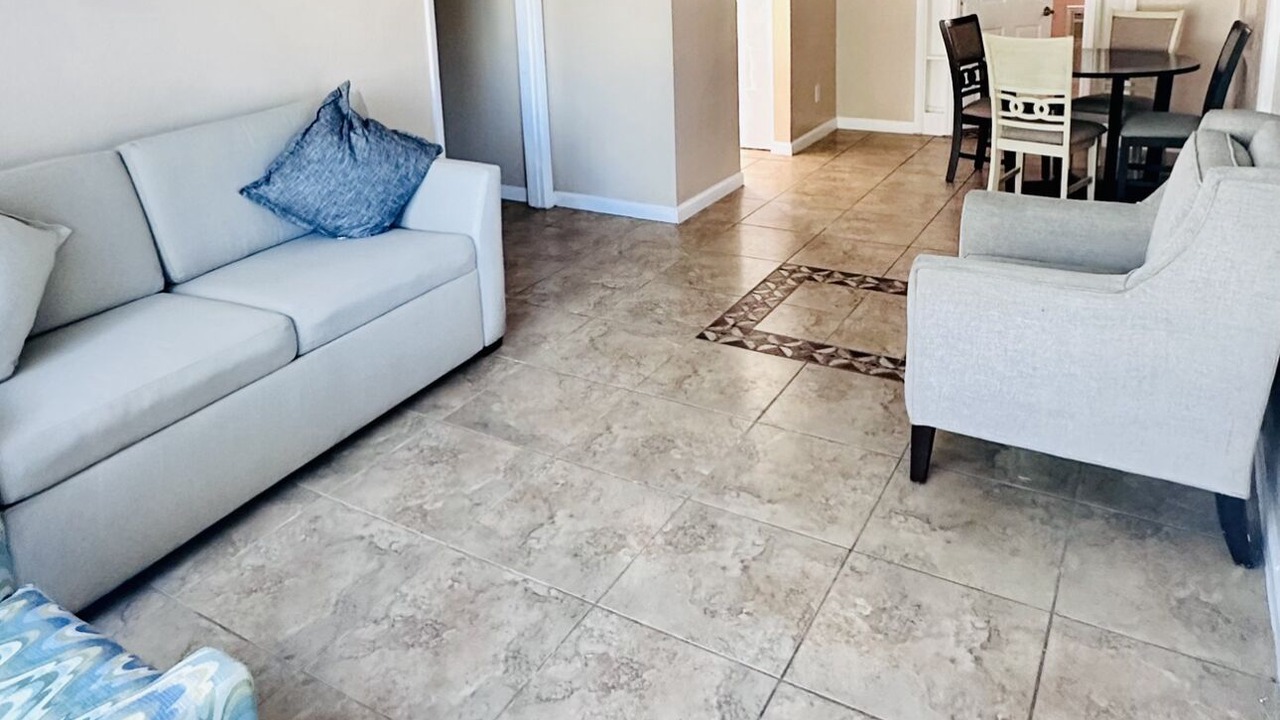 Photo of Livingroom in Azalea Park