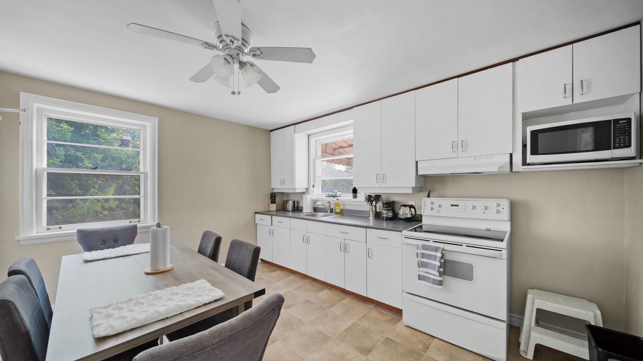 Photo of Kitchen in Barrie
