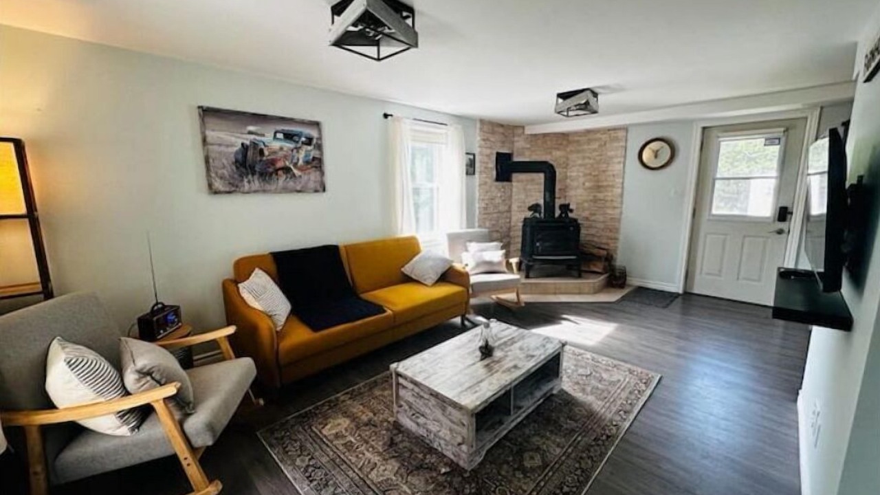 Photo of Livingroom in Faraday