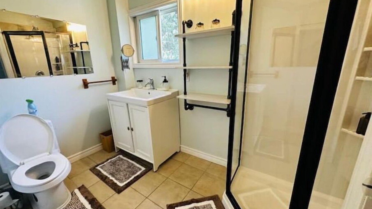 Photo of Bathroom in Faraday