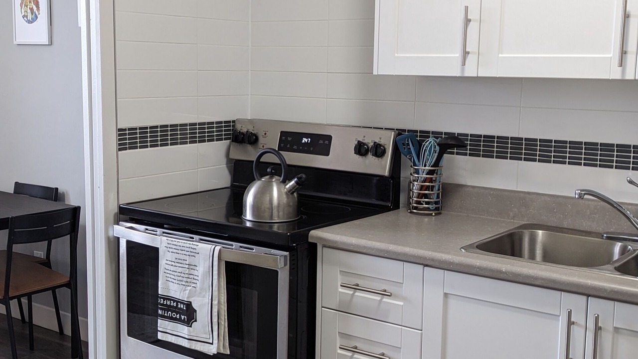 Photo of Kitchen in Church and Wellesley