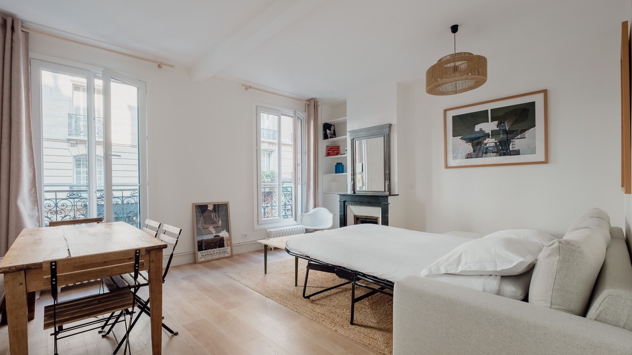 Photo of Bedroom in Pigalle