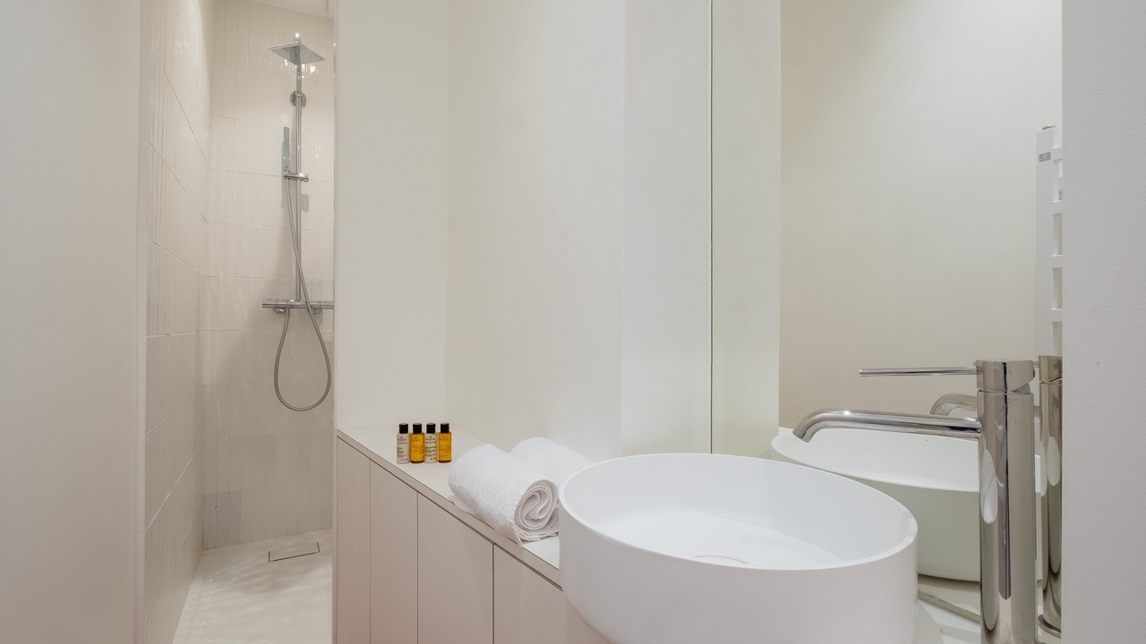 Photo of Bathroom in Pigalle