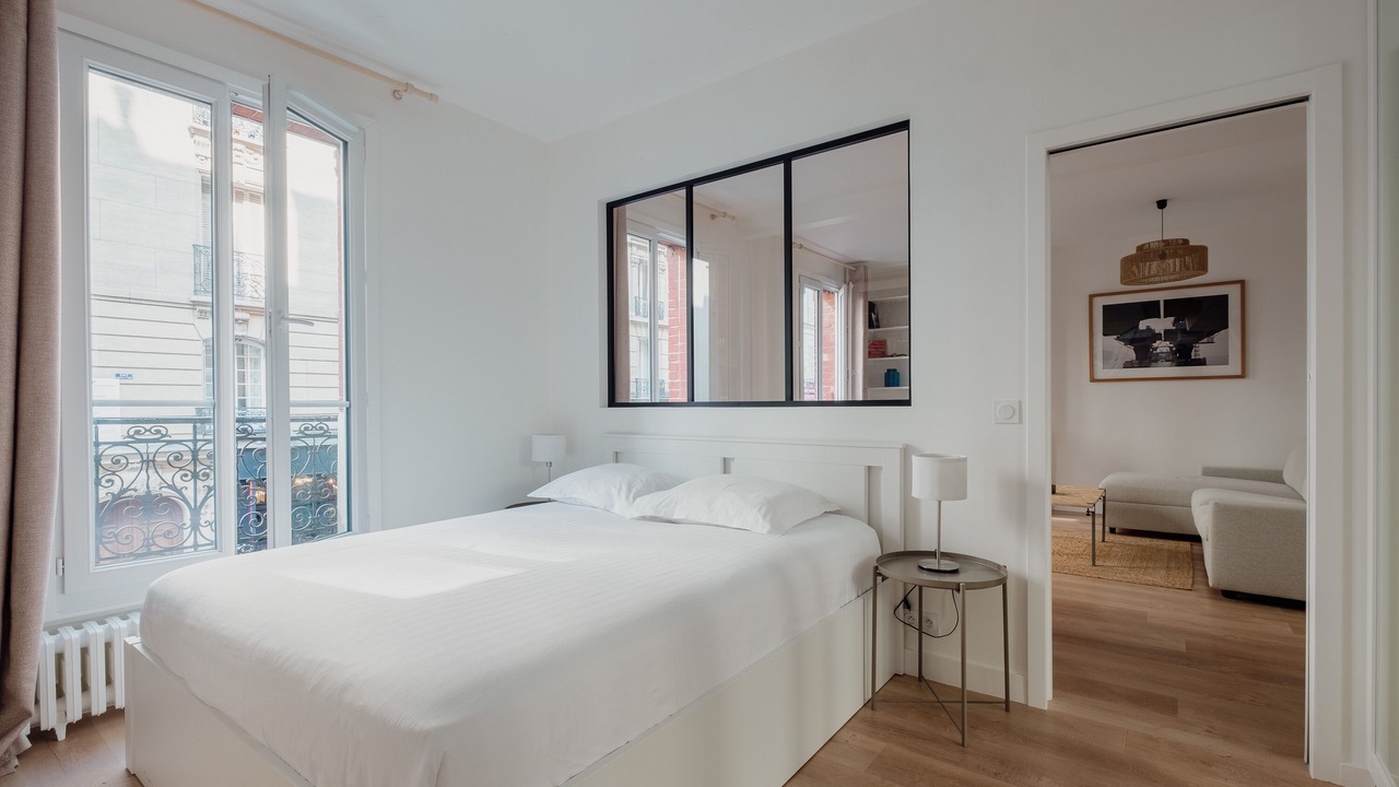 Photo of Bedroom in Pigalle