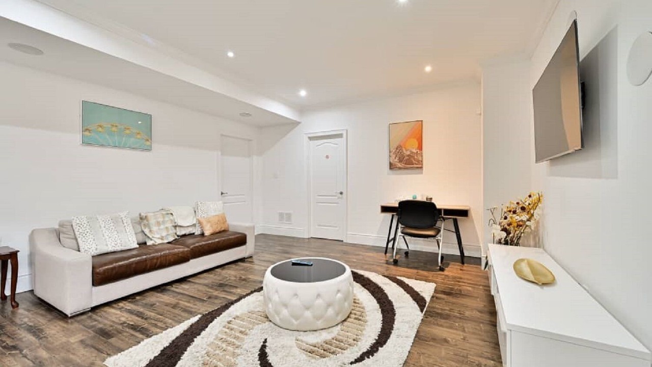 Photo of Livingroom in Brampton
