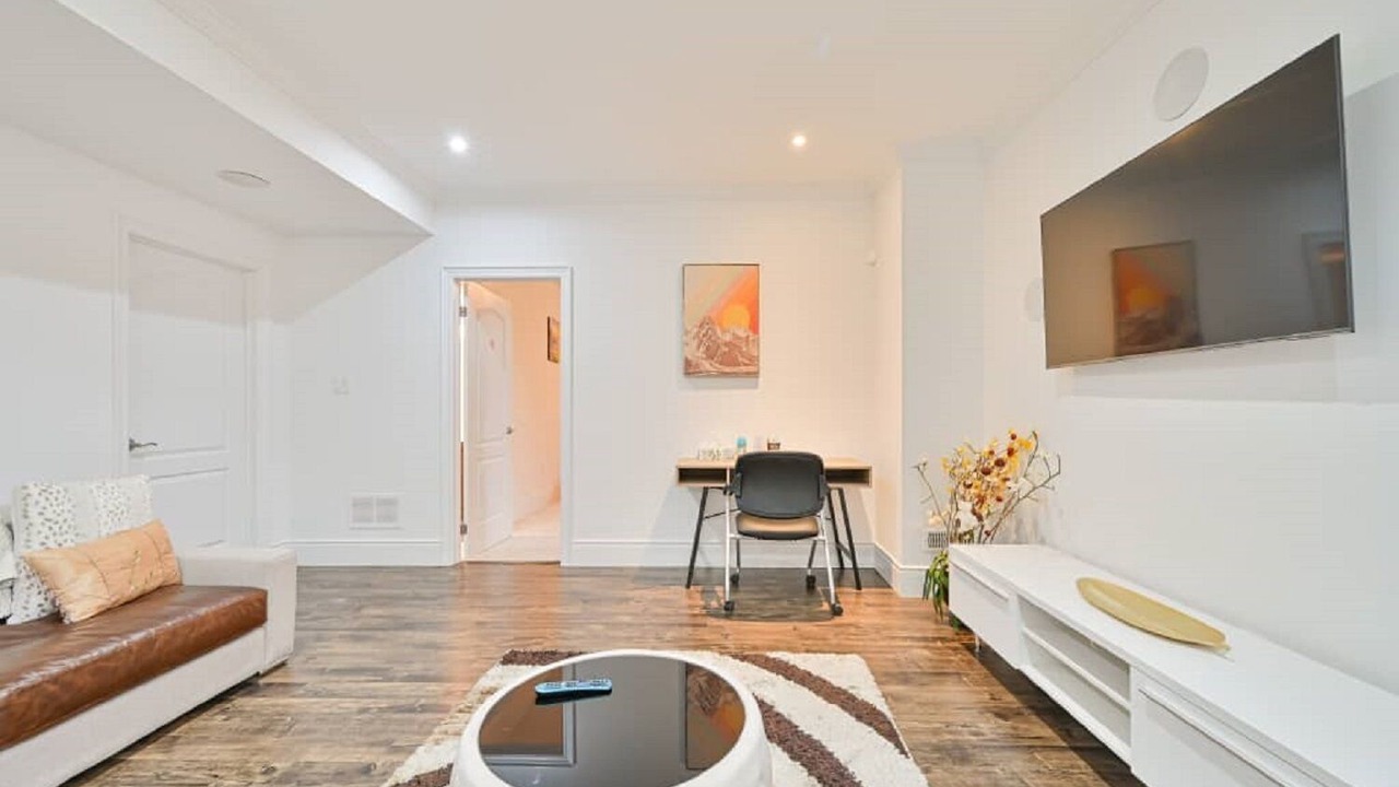 Photo of Livingroom in Brampton