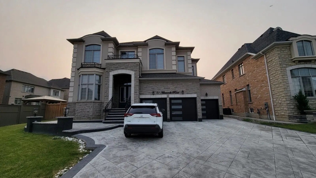 Photo of Outdoor in Brampton