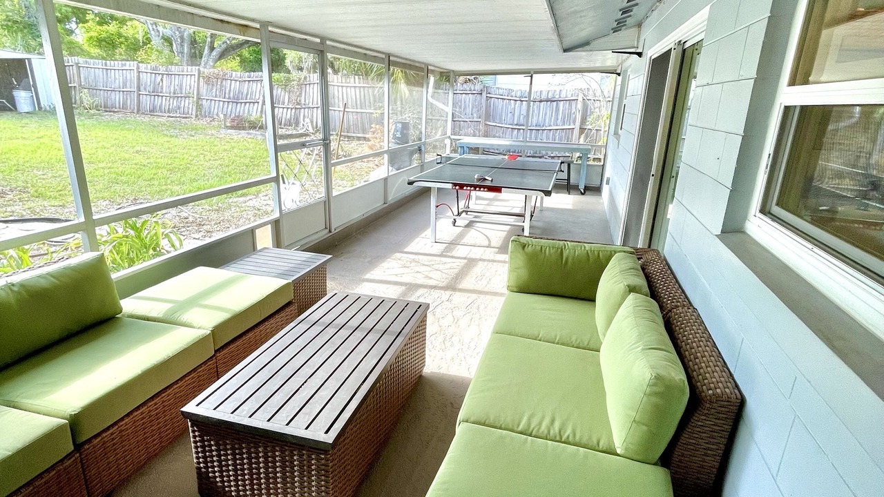 Photo of Patio Balcony in Goldenrod
