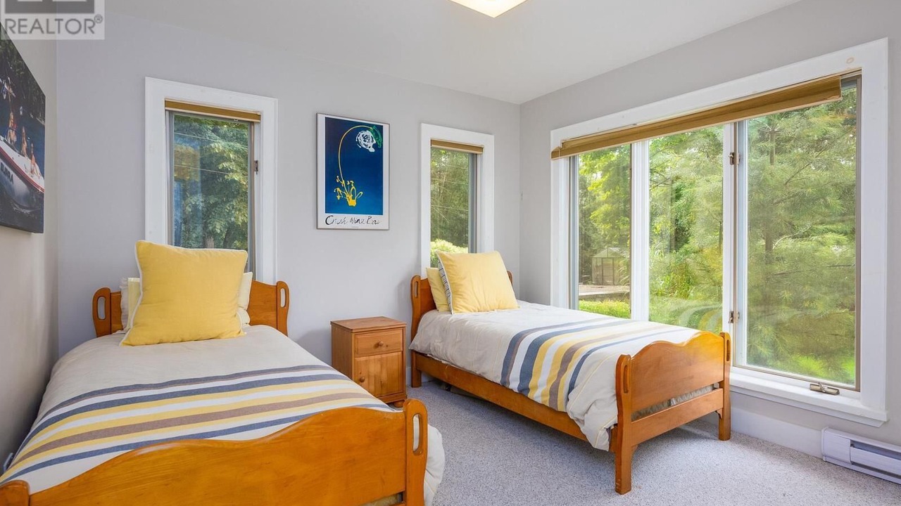Photo of Bedroom in Muskoka Lakes