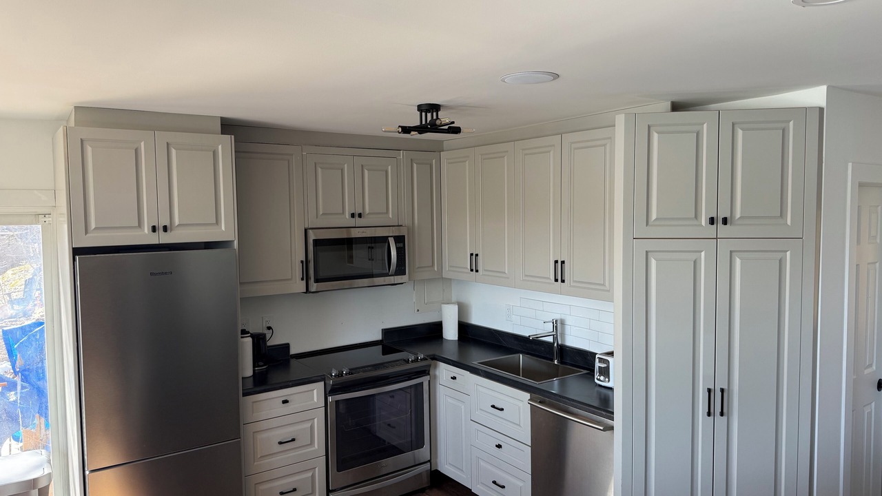 Photo of Kitchen in Muskoka Lakes