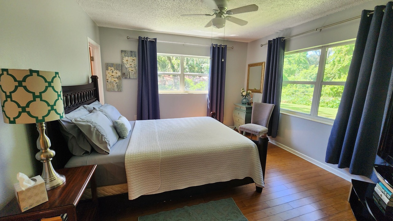 Photo of Bedroom in Auburndale