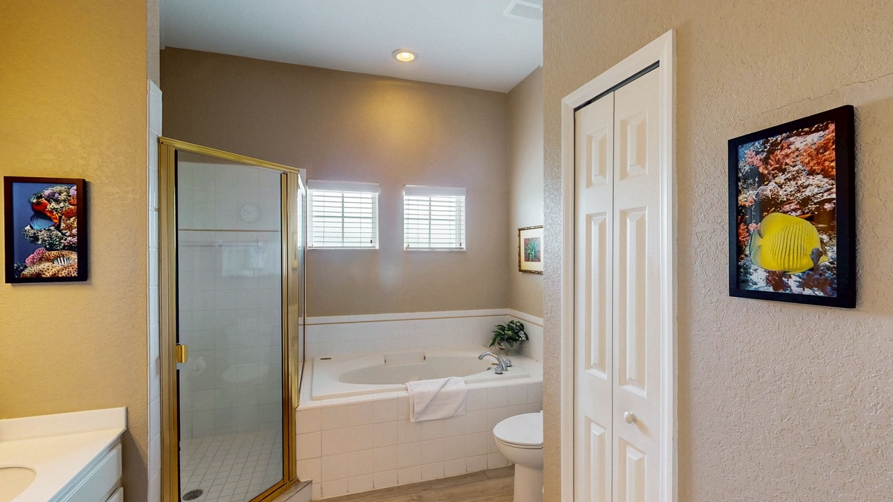 Photo of Bathroom in Bahama Bay
