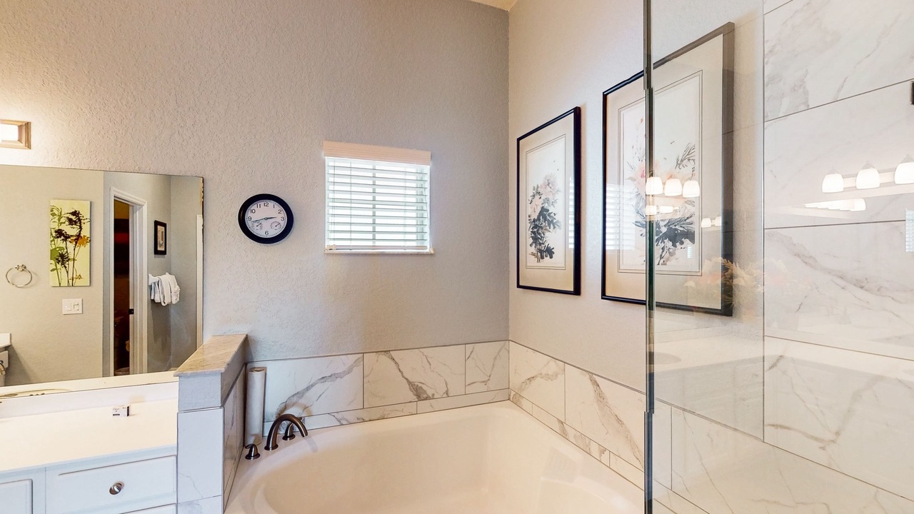 Photo of Bathroom in Bahama Bay