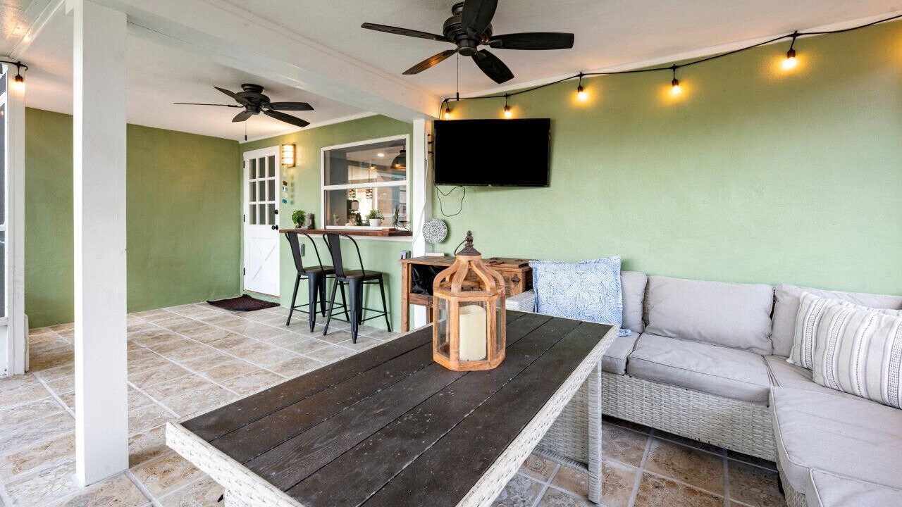 Photo of Livingroom in Cocoa Isles