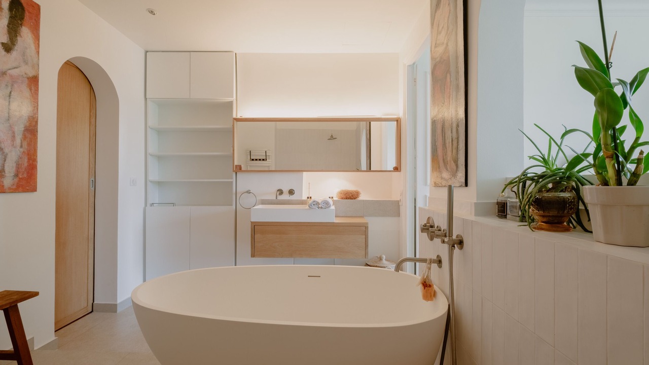 Photo of Bathroom in 4th Arrondissement