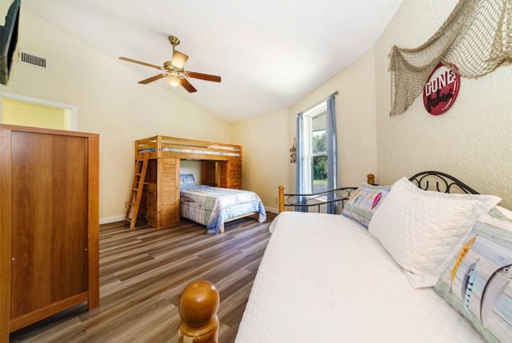 Photo of Bedroom in Fedhaven
