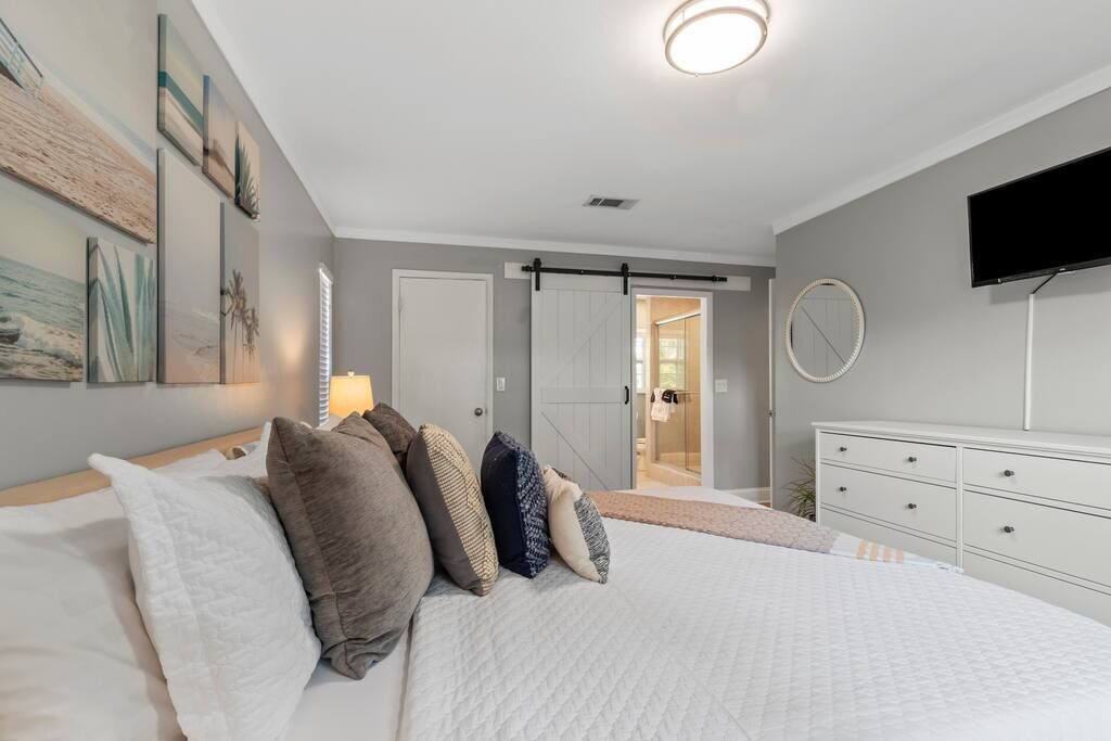 Photo of Bedroom in Seminole