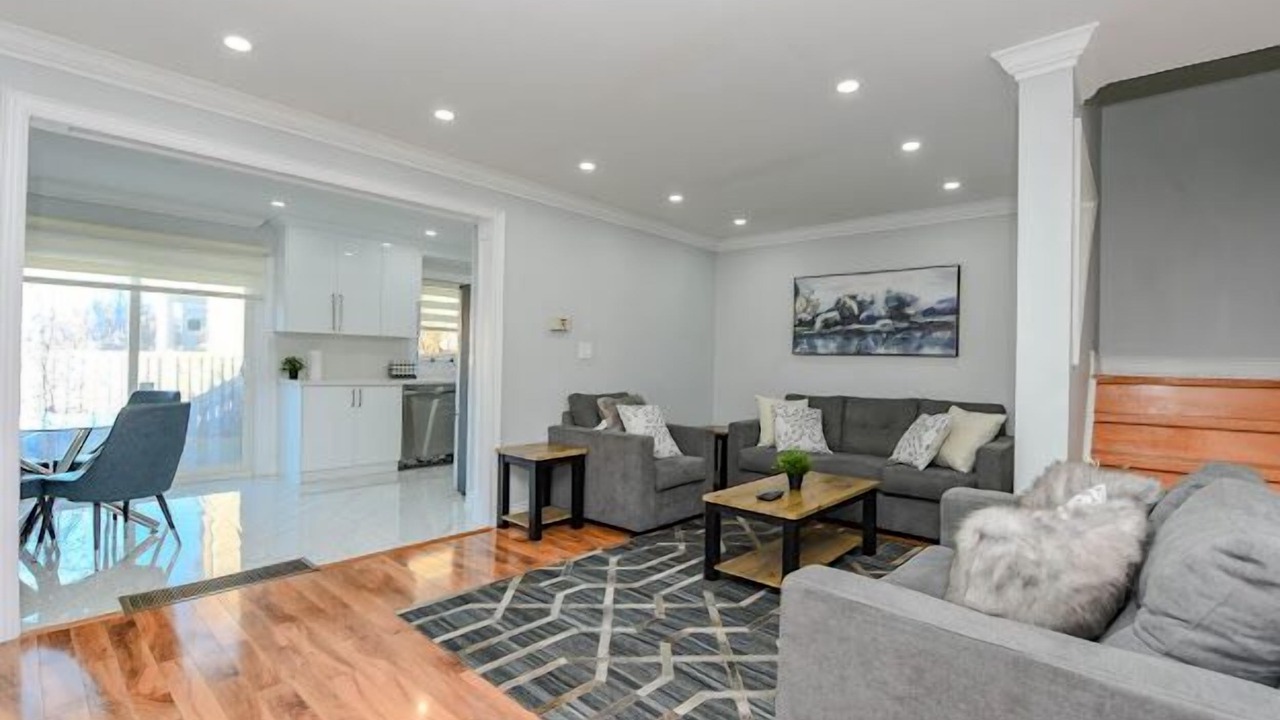 Photo of Livingroom in Lisgar