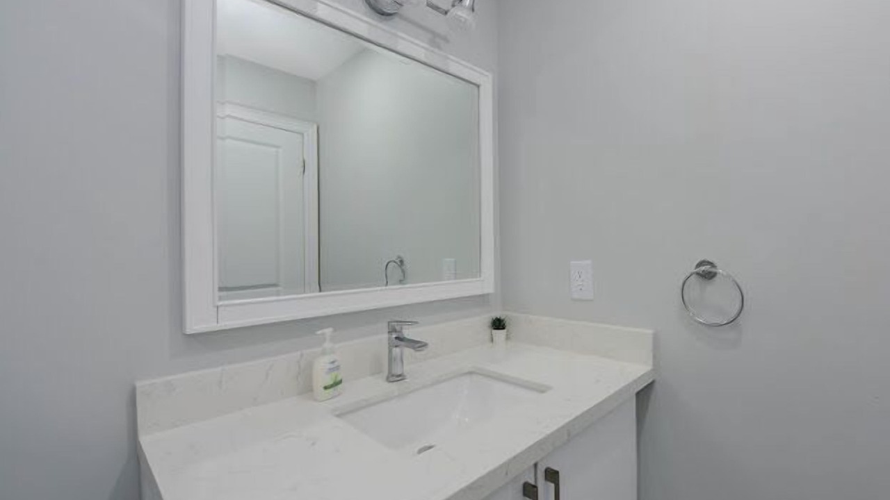 Photo of Bathroom in Lisgar