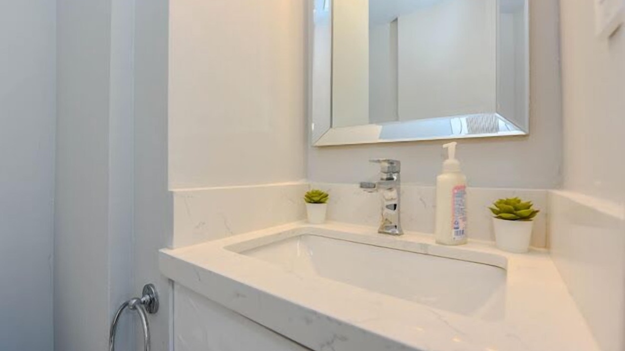Photo of Bathroom in Lisgar