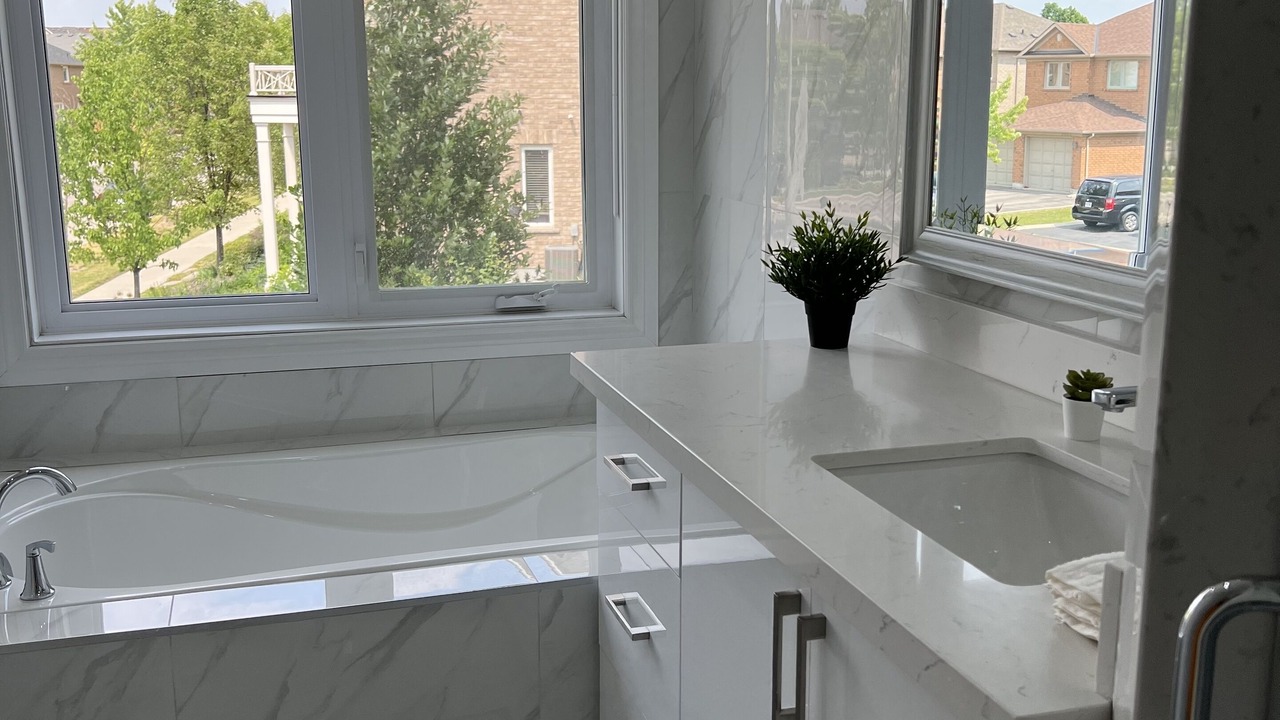 Photo of Bathroom in Lisgar