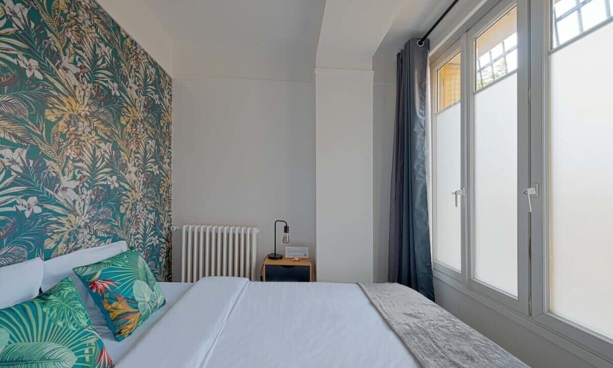 Photo of Bedroom in Issy-les-Moulineaux