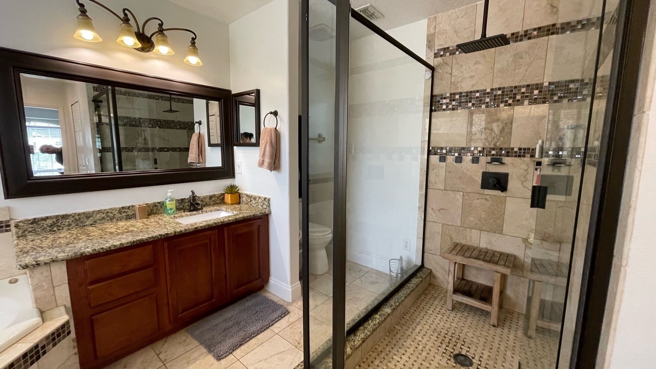 Photo of Bathroom in Vista East