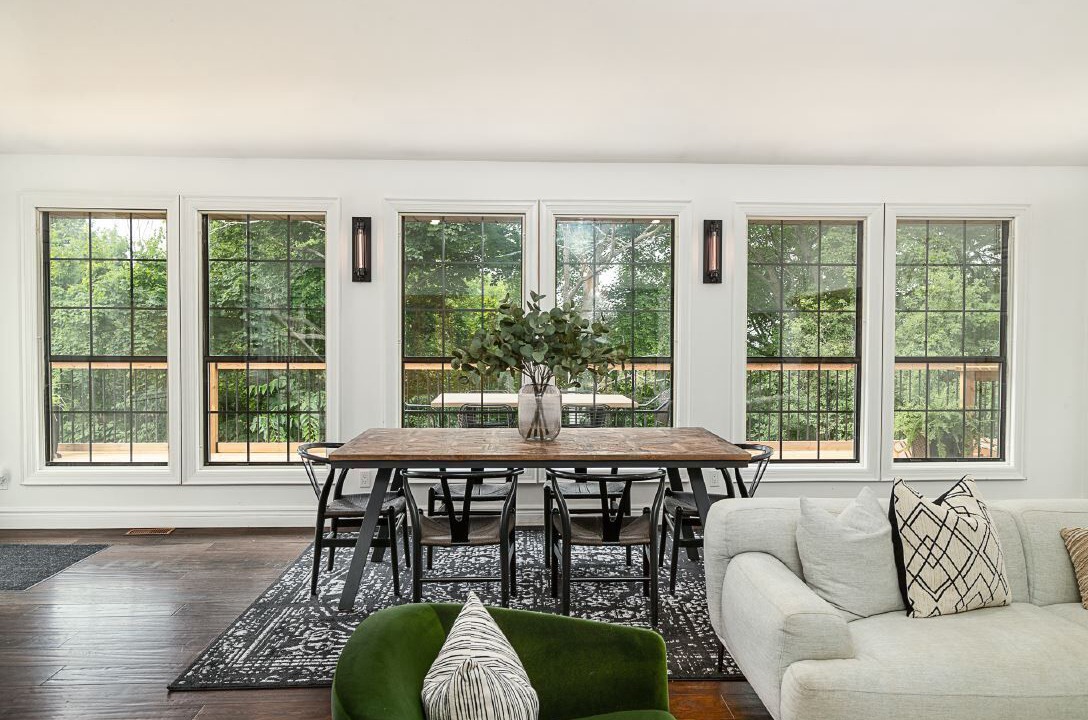 Photo of Livingroom in Gilbert Mills