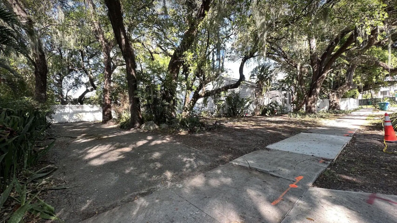 Photo of Others in East Little Havana