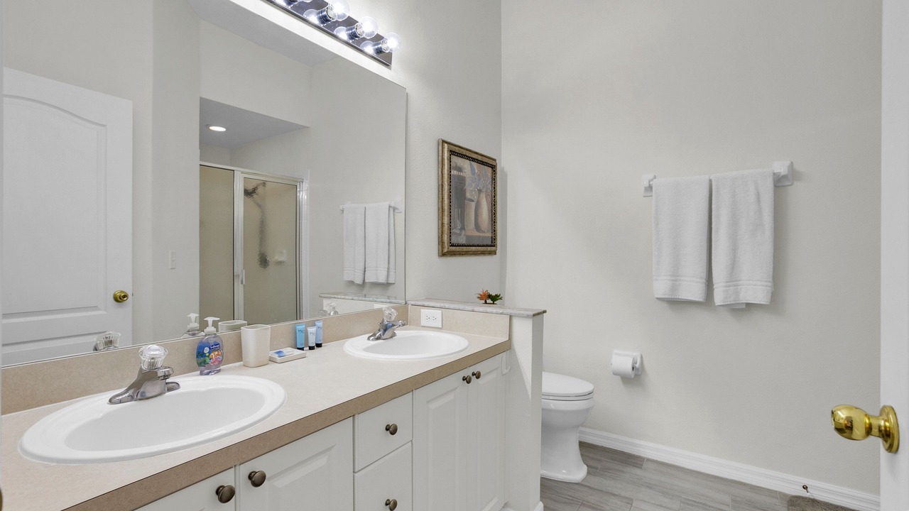 Photo of Bathroom in Tuscan Hills