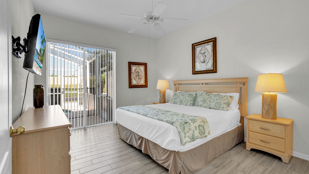 Photo of Bedroom in Tuscan Hills