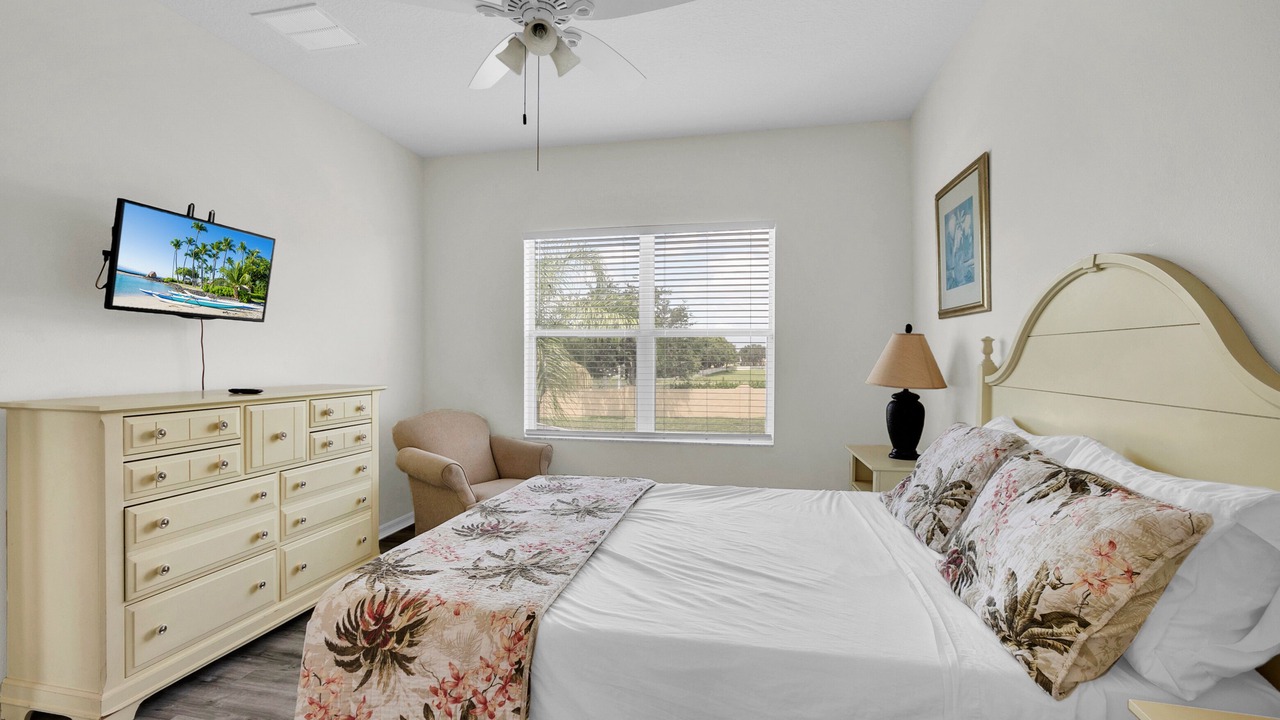 Photo of Bedroom in Tuscan Hills
