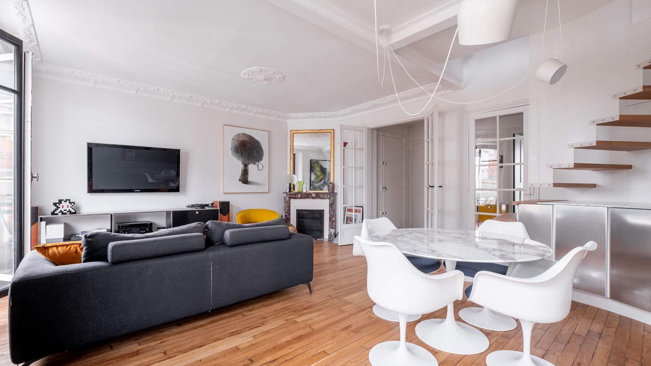 Photo of Livingroom in Combat