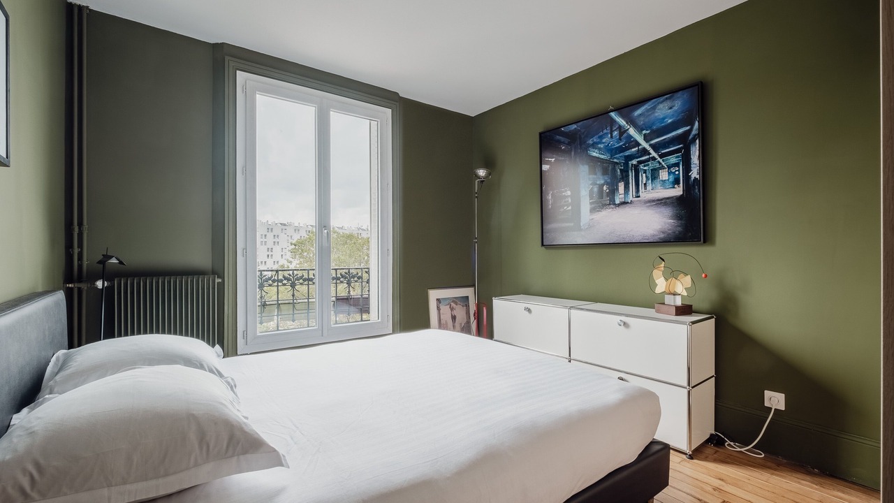 Photo of Bedroom in Combat
