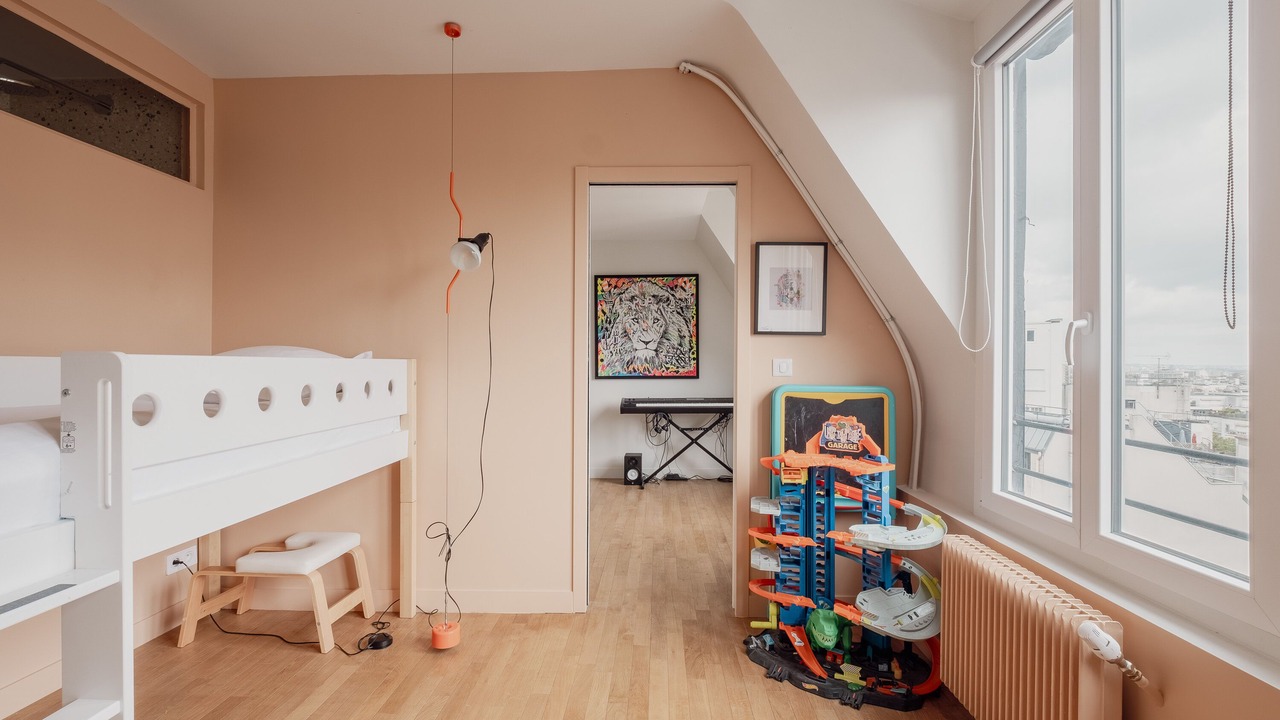 Photo of Bedroom in Combat