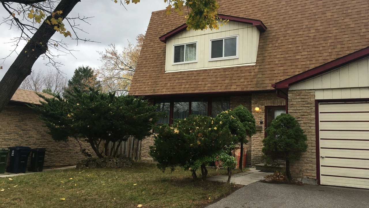 Photo of Outdoor in Agincourt North