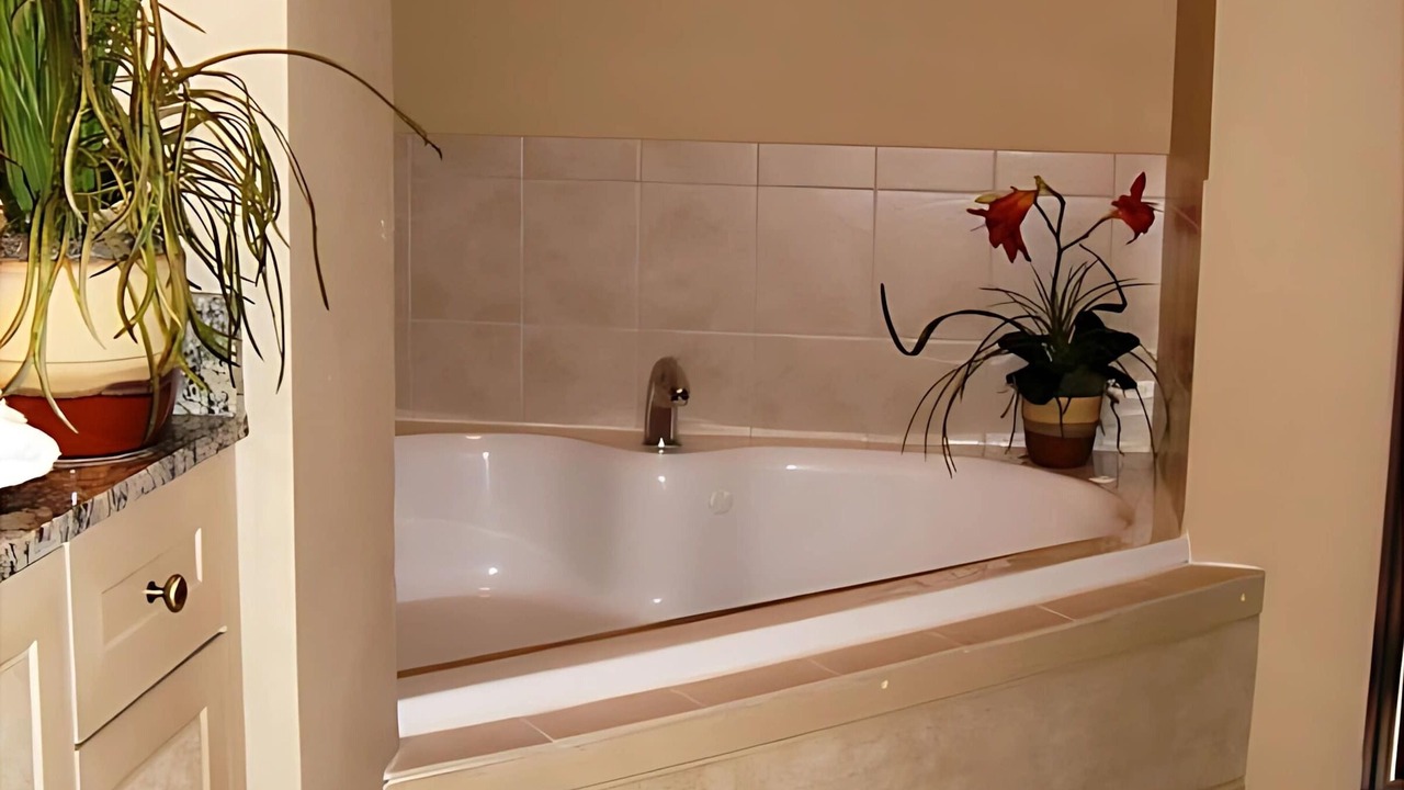 Photo of Bathroom in Taft