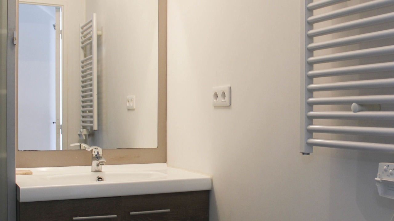 Photo of Bathroom in La Courneuve